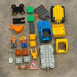 Lego Duplo Truck & Tracked Excavator (10812) - Complete Set!